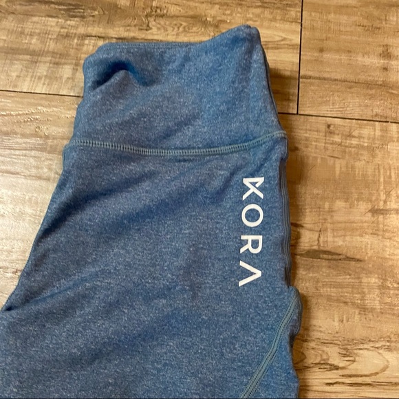 Rare Kora Athletic Leggings - Picture 2 of 4
